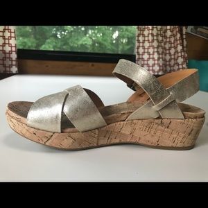 {Reduced} Kork-Ease Myrna